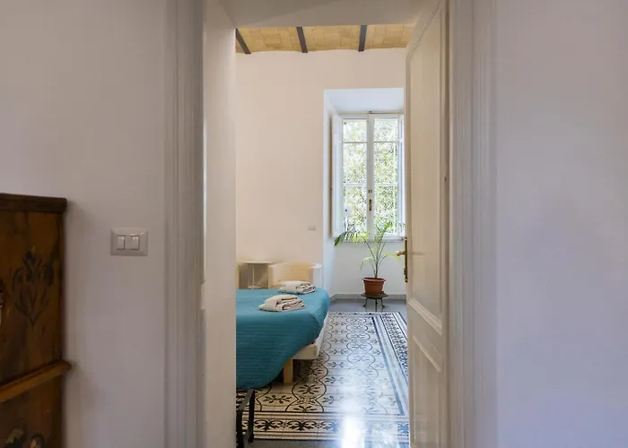 Domus Aurea 4*